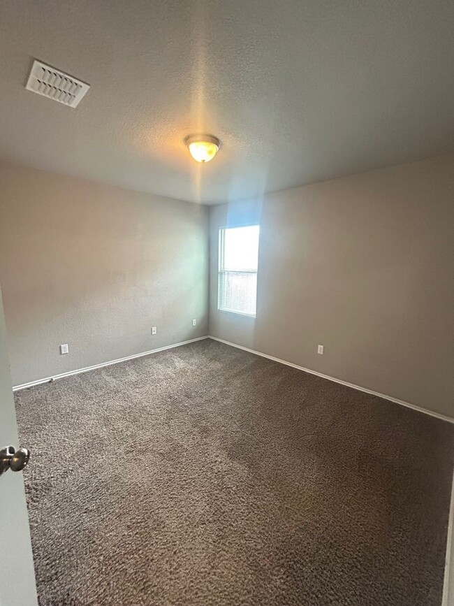 Building Photo - Updated South Fork Ranch Home