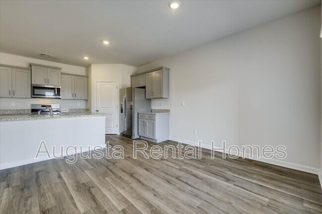 Building Photo - 1253 Birch Cir