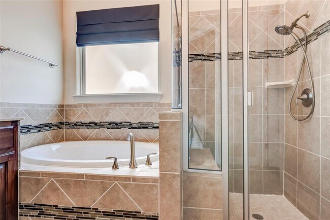 Building Photo - 4103 Front Range Ln