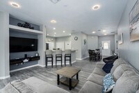 Building Photo - 16703 Lazy Breeze Loop