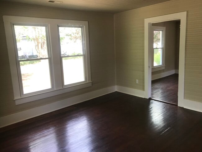 Building Photo - 506 Pickens St