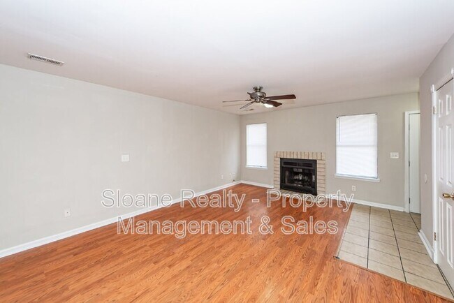 Building Photo - 149 Pine Shadow Dr