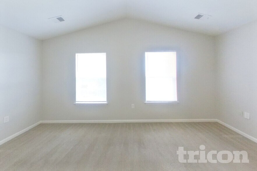 Building Photo - 5813 Emma Lynn Ct