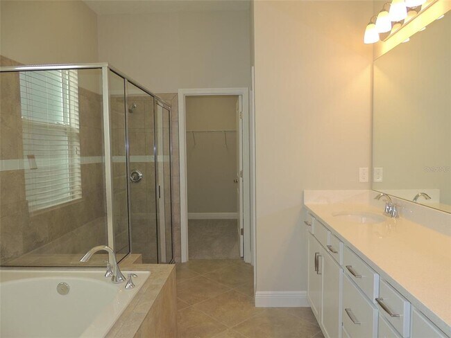 Building Photo - 15494 Murcott Blossom Blvd