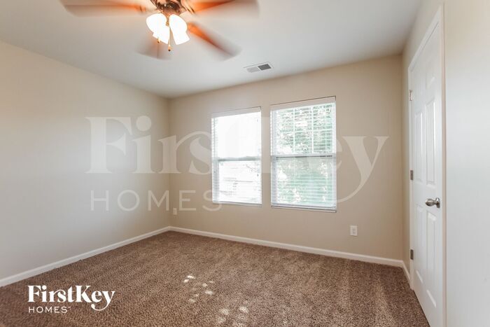 Building Photo - 1523 Kellys Landing Drive