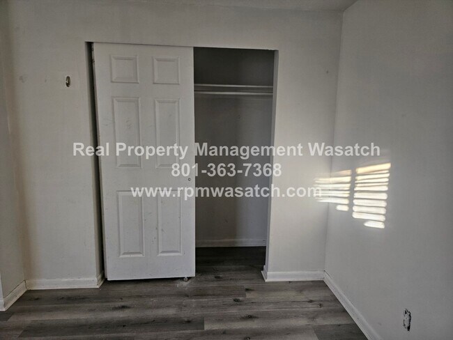 Building Photo - Perfect Multi Level home in West Vally City Utah