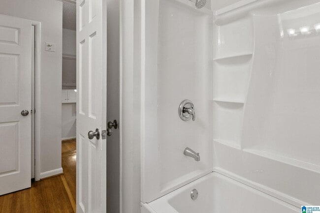 Building Photo - 2344 3rd Way NE