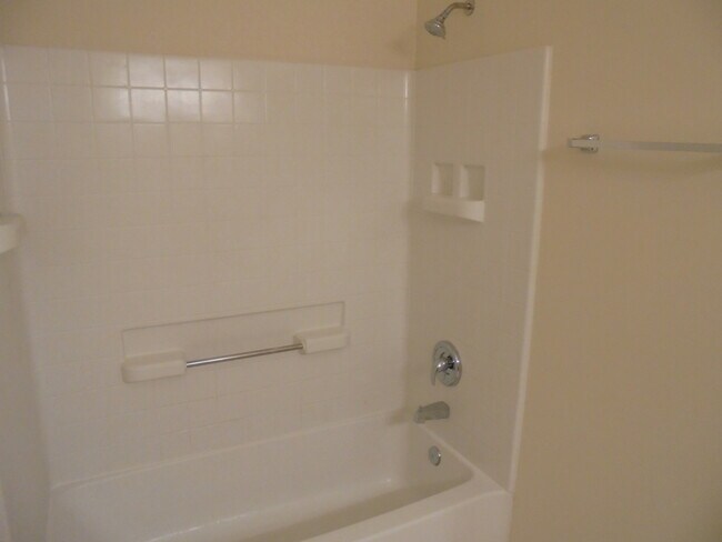 Building Photo - 4234 Savoy Ln