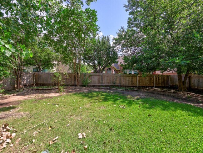 Building Photo - 1554 Homewood Cir