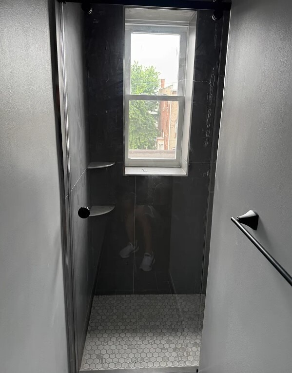 Building Photo - 14 Gouverneur St