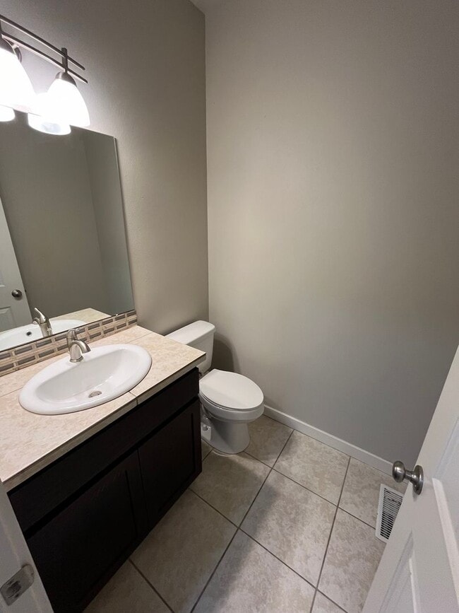 Building Photo - 63159 de Haviland St