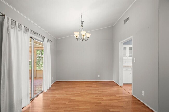Building Photo - 1609 Springer Ln