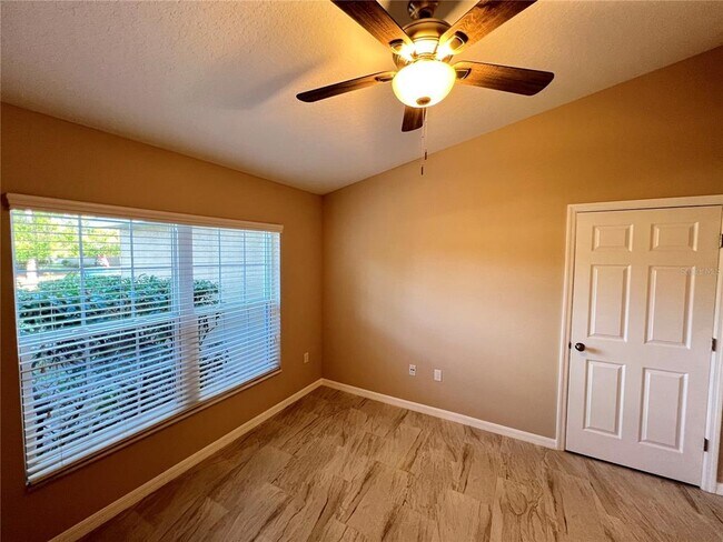 Building Photo - 6 Barbera Ln