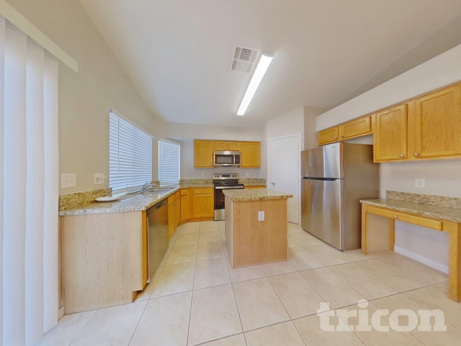 Building Photo - 7442 E Naranja Ave
