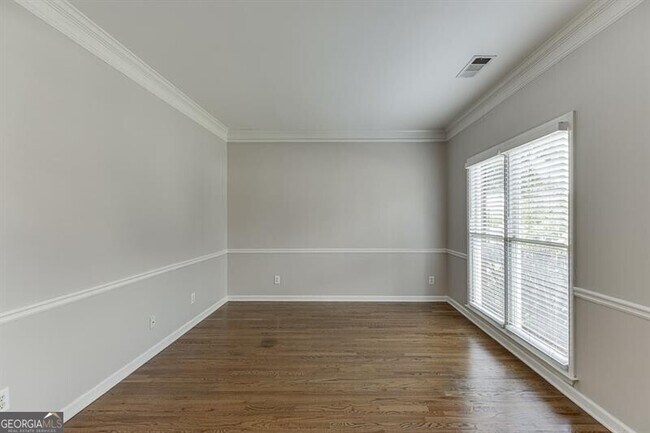 Building Photo - 1795 Lake Heights Cir
