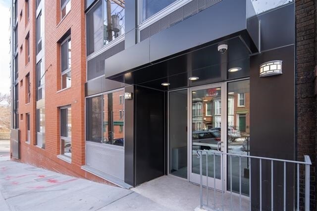 Building Photo - 461 Newark Ave