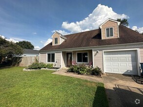 Building Photo - Welcome to this stunning cape cod style ho...