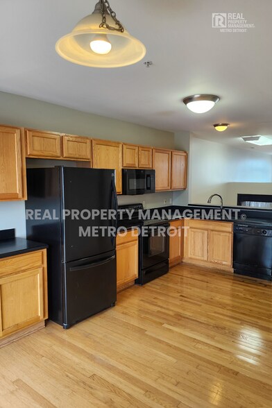 Building Photo - 1386 Raliegh Pl