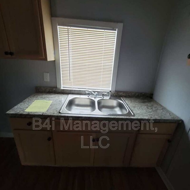Building Photo - 22 Edmond Leigh Cir