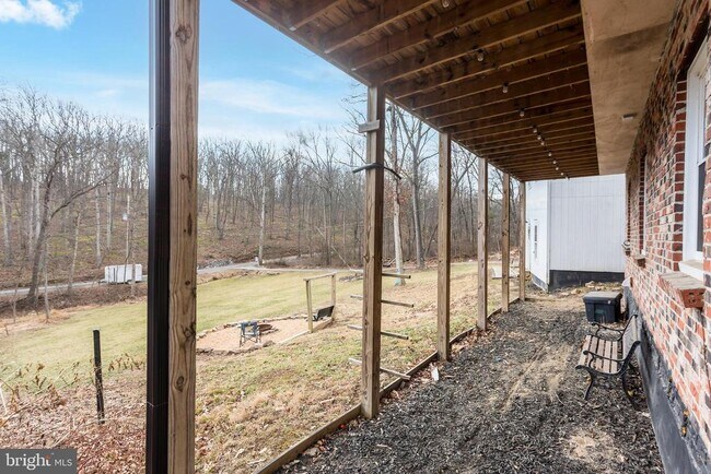 Building Photo - 1238 Logger Dr