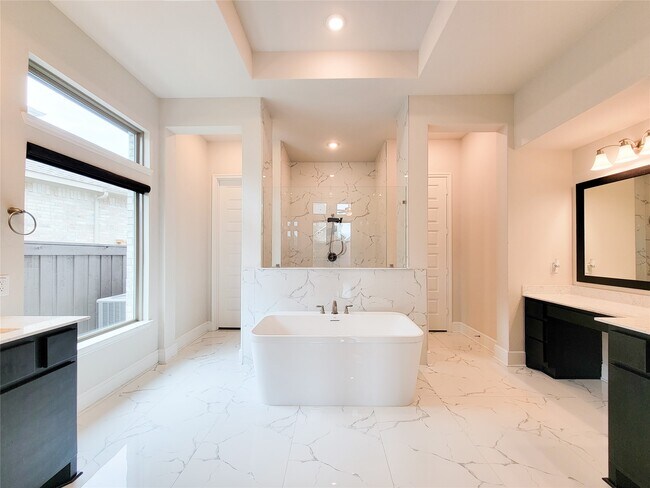 Building Photo - 13806 Friarstone Pointe Dr