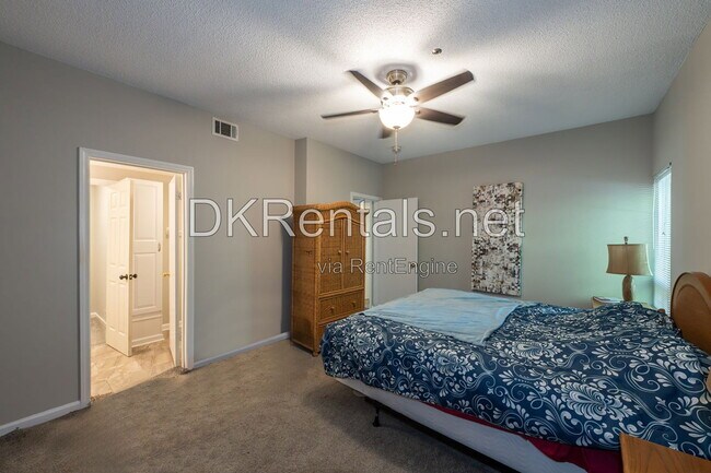 Building Photo - 3067 Steeplechase Dr