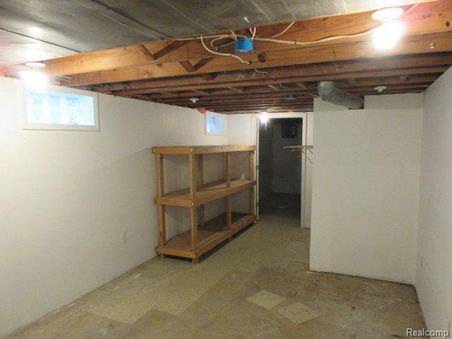 Building Photo - 20404 Wakenden St