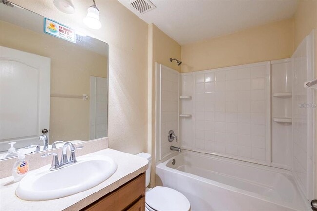 Building Photo - 8117 Alamosa Wood Ave