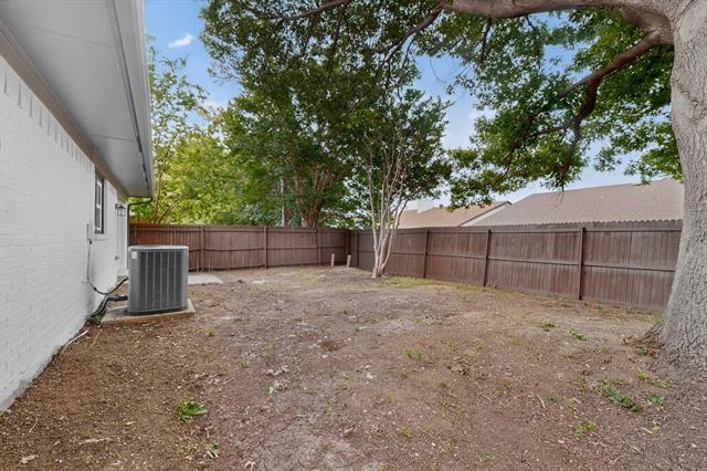 Building Photo - 2210 Placid Dr