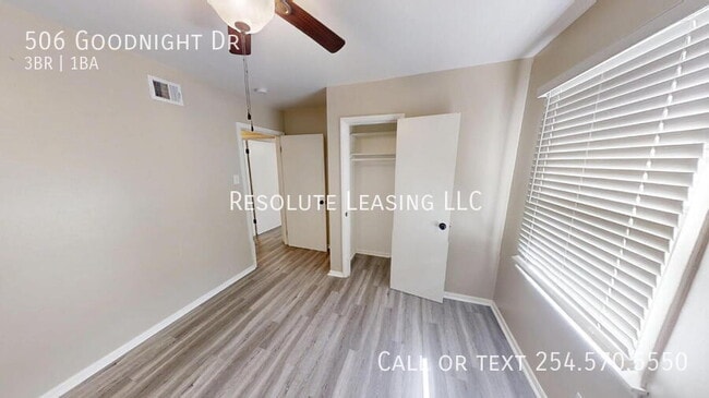 Building Photo - 506 Goodnight Dr