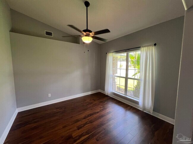 Building Photo - 7951 Amethyst Dr