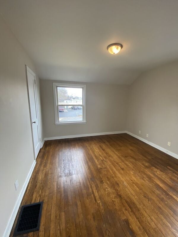 Building Photo - 971 Sheridan Ave