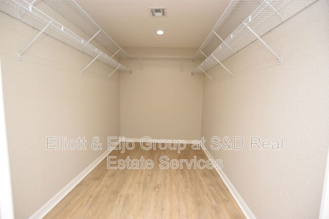 Building Photo - 1606 Taylor Landing Dr
