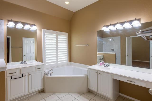 Building Photo - 11259 Blackhawk Dr