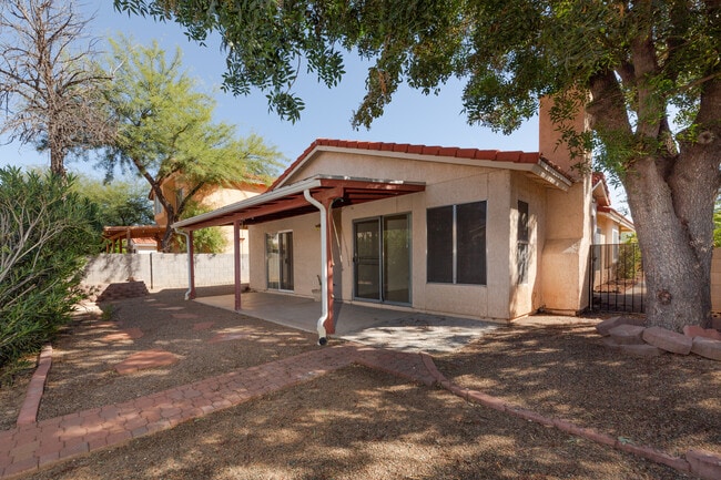 Building Photo - 5230 W Wood Owl Dr