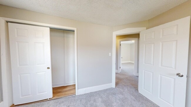 Building Photo - Cudell / West Boulevard Area - 3 bedroom/1...