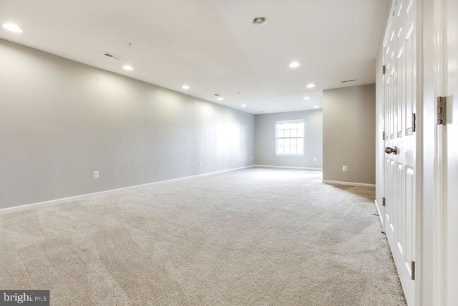 Building Photo - 7831 River Rock Way