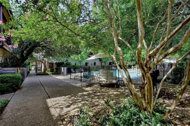 Building Photo - 7801 Shoal Creek Blvd