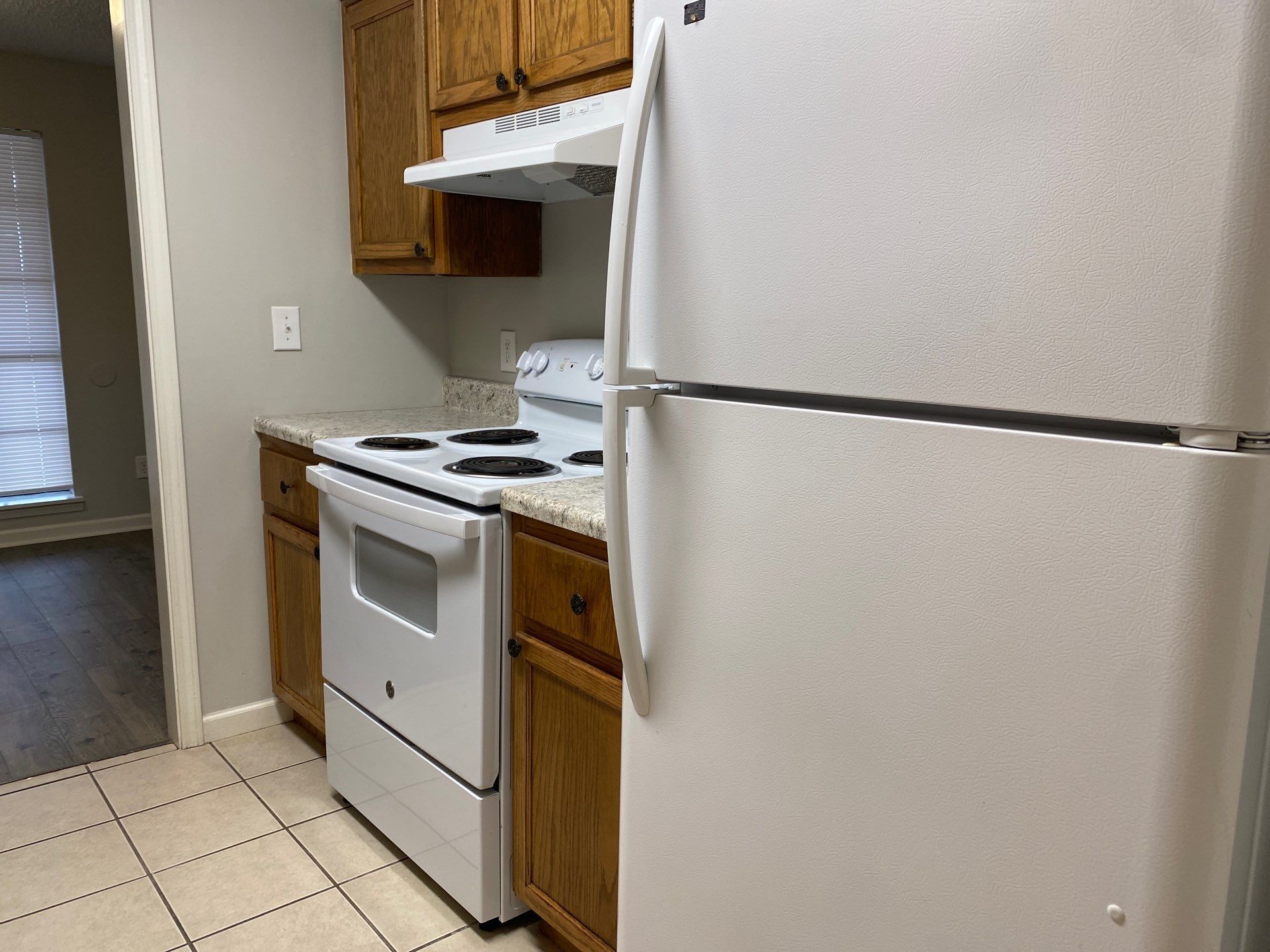 Building Photo - 40 Sta Les Cv