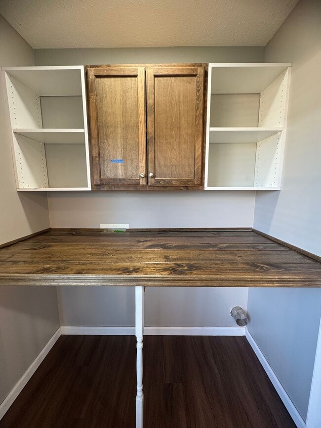 Building Photo - Beautiful Single Family Home in Clarksville