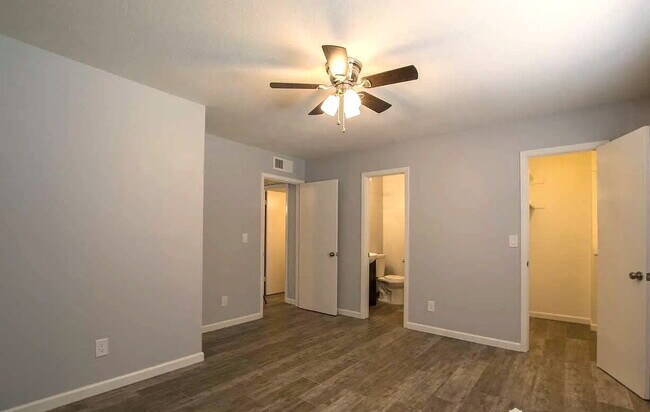 Building Photo - SPACIOUS EAST VALLEY LIVING IN PRIME MESA LOCATION WITH POOL ACCESS