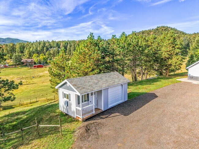 Building Photo - 6554 High Cir