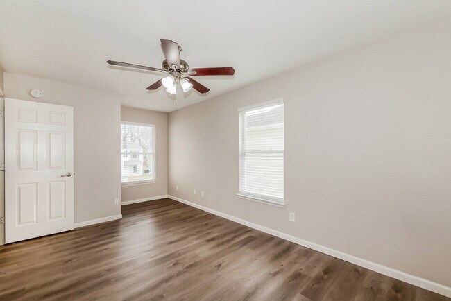 Building Photo - 2014 Dutch Elm Dr