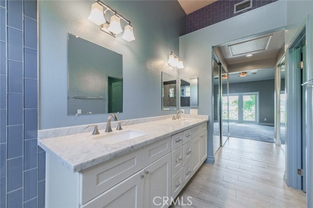 Building Photo - 52 Siena