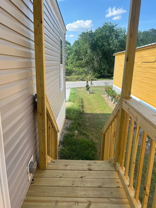 Building Photo - 1201 Schley St