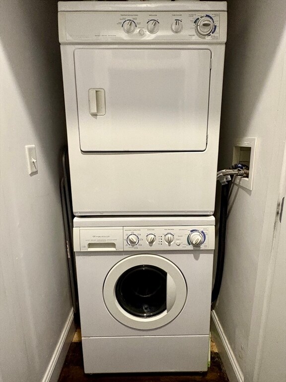 Building Photo - 41 Farragut Rd