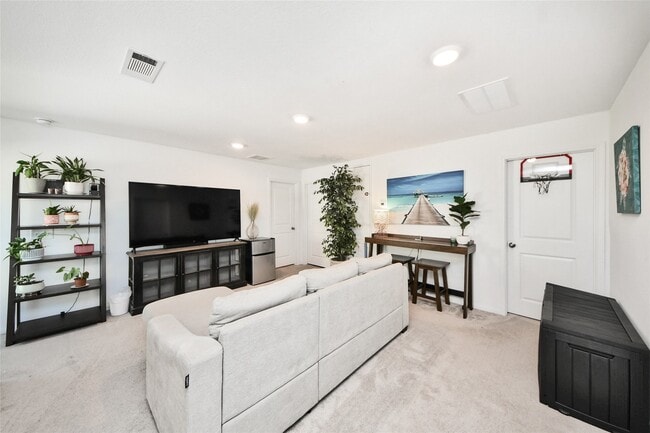 Building Photo - 25928 Chicory Dr