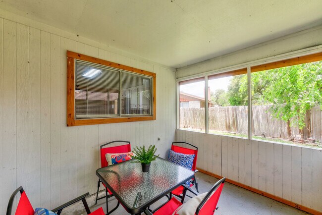 Building Photo - 11906 Blueridge Mountains Dr