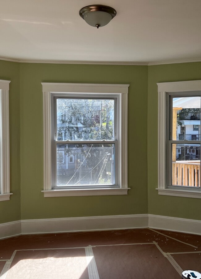 Building Photo - Broadway Street Haverhill Residences