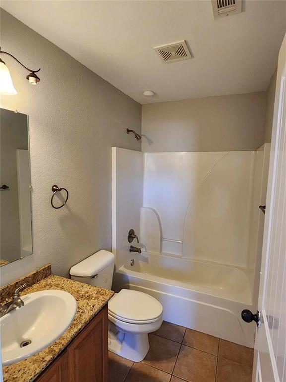 Building Photo - 3003 SW Briar Creek Ave